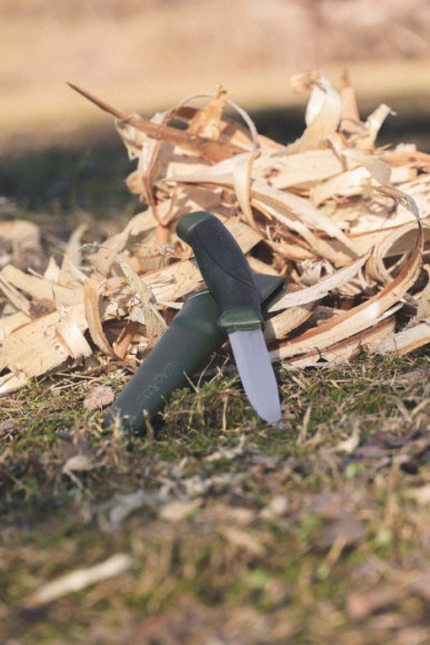 Нож MORAKNIV Companion Stainless Military Green