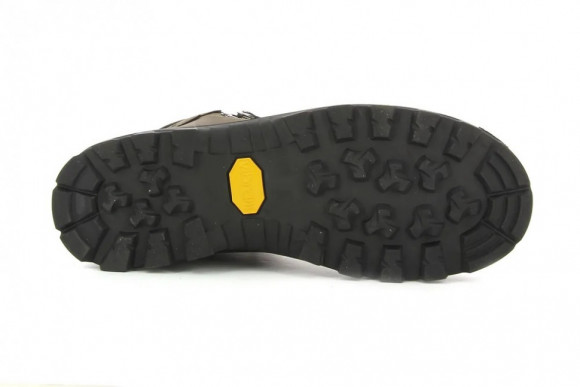 Ботинки для туризма CHIRUCA Calibre